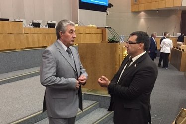 Слушать, обсуждать, принимать решения