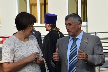 Депутаты пошли в школу