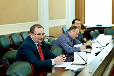 Парламент в деталях