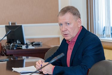 Депутаты Заксобрания продолжают оказывать помощь бойцам 