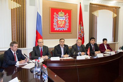Фракция КПРФ проинформировала о своей работе