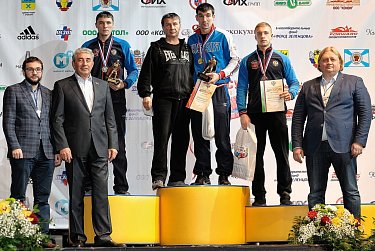 Золото Чемпионата России - у оренбургского боксера!