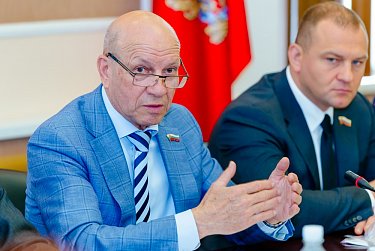 Нужен ли области еще один официальный праздник?