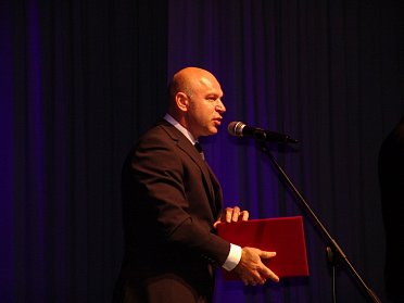 Законотворцы поздравили орских заводчан