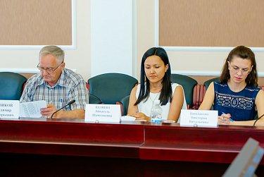 На заседании профильного комитета