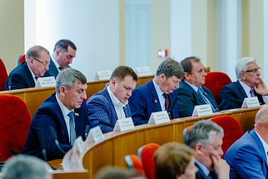 Парламент региона провел очередное заседание