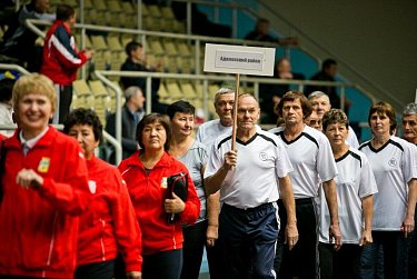 Ольга Хромушина приветствовала участников спартакиады «Спортивное долголетие»