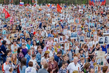 В едином строю памяти