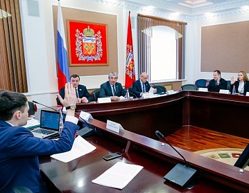 Идет подготовка к первому заседанию Молодежного парламента