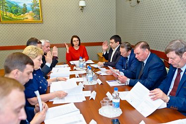 Изменения в бюджет текущего года рассмотрены на заседании профильного комитета