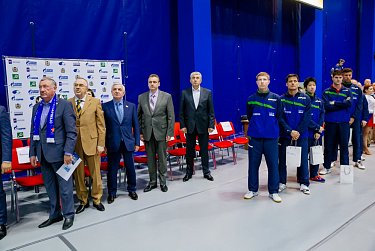 Победа оренбургских теннисистов