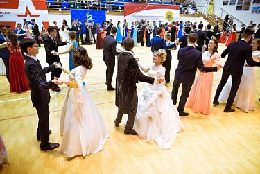 Сретенский бал вновь собрал оренбургскую молодежь