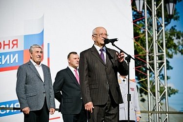 Оренбуржцы встретили День России 