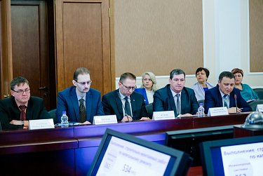 О вопросах ЖКХ - за "круглым столом"