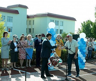 Спортивный подарок от депутата