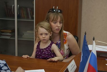 Прием ведет депутат Ермек Алкулов