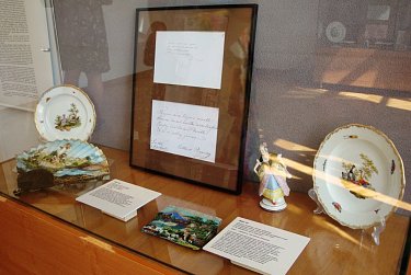 В Оренбурге открылась выставка «В Альбоме вашем я пишу…»