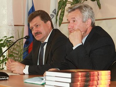 Евгений Маслов встретился с Советом ветеранов 