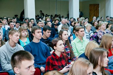 Россию строить молодым!