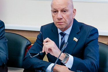 Идет подготовка к первому заседанию Молодежного парламента