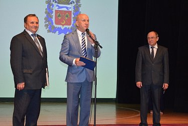 Депутаты поздравили главу Бугуруслана с вступлением в должность