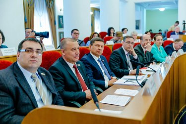 Парламент региона провел очередное заседание