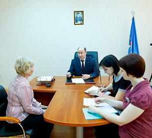 В рамках возможностей и полномочий