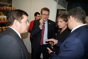 В поддержку оренбургских товаропроизводителей