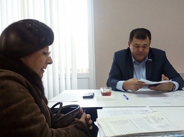 На приеме у депутата Ермека Алкулова