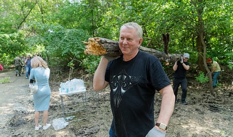 Депутаты навели чистоту и порядок