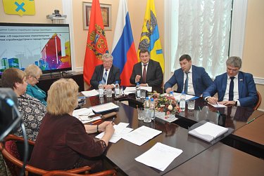 Совет старейшин Оренбурга рассмотрел вопросы градостроительства