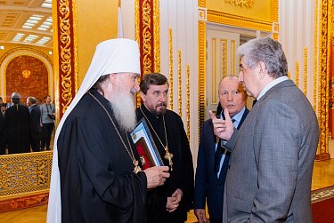 Губернатор вручил госнаграды