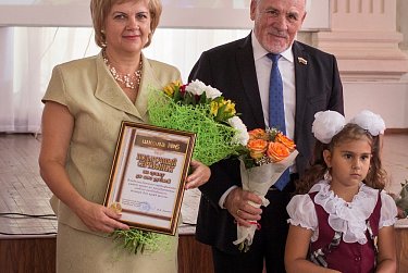 Депутаты пошли в школу