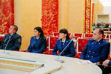 Поздравления и награды юристам Оренбуржья