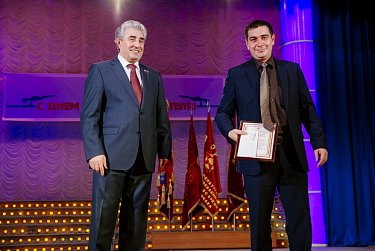 Сергей Грачев поздравил коллектив ПО «Стрела»