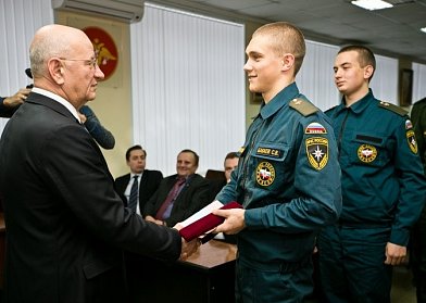 Служи достойно, солдат!