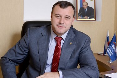 Олег Димов поздравил учителей