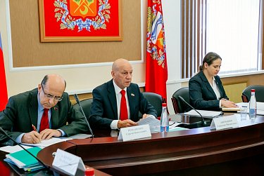 Комитет по образованию провел очередное заседание 