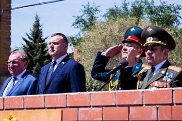 В оренбургских школах прозвучали «последние звонки»