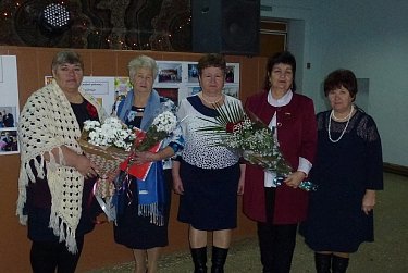 Светлана Иванова поздравила женсовет села Зиянчурино