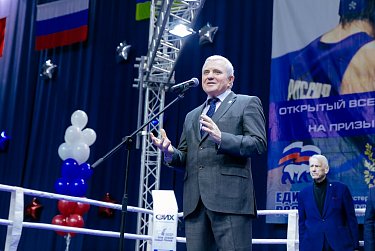 Боксерский турнир юниоров стартовал в Оренбурге