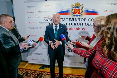 Геннадий Аверьянов: «Почти четверть бюджета пойдет на образование»