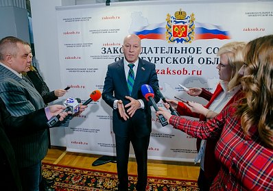 Геннадий Аверьянов: «Почти четверть бюджета пойдет на образование»