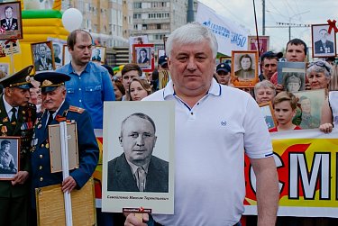 В едином строю памяти