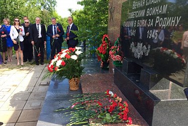 Памяти выстоявших и победивших