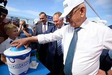 Олег Димов: «Пока поддерживается животноводческая отрасль –  село живет»