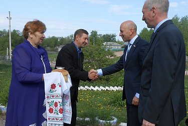 Геннадий Аверьянов провел рабочие встречи в Северном районе