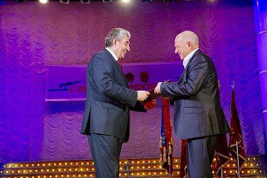 Сергей Грачев поздравил коллектив ПО «Стрела»