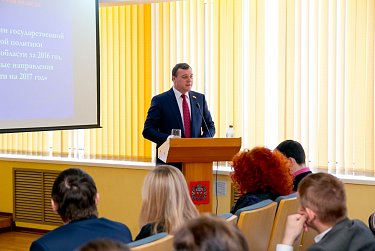 Будущее за молодежью