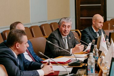 К 25-летию Конституции РФ